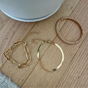 New Gold tone Bracelet Set